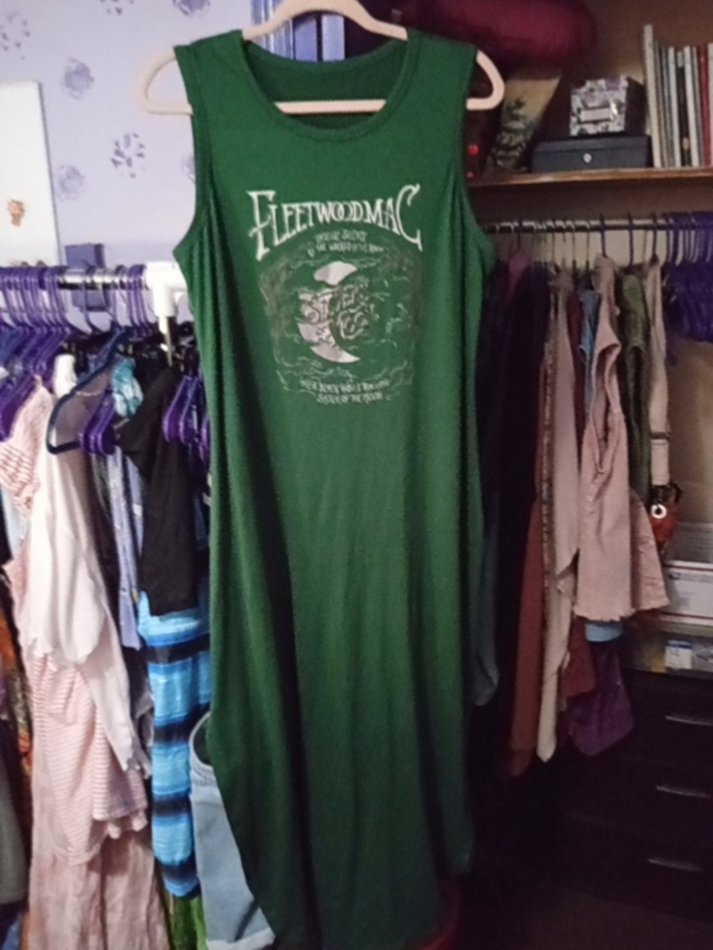 Unbranded Fleetwood Mac Green Graphic Maxi Dress